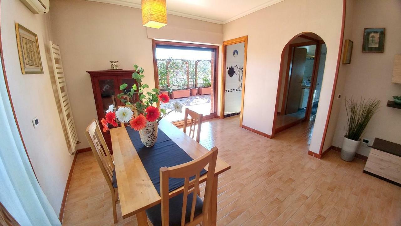 Terrace22 - Delizioso Attico Ben Collegato Lägenhet Rom Exteriör bild